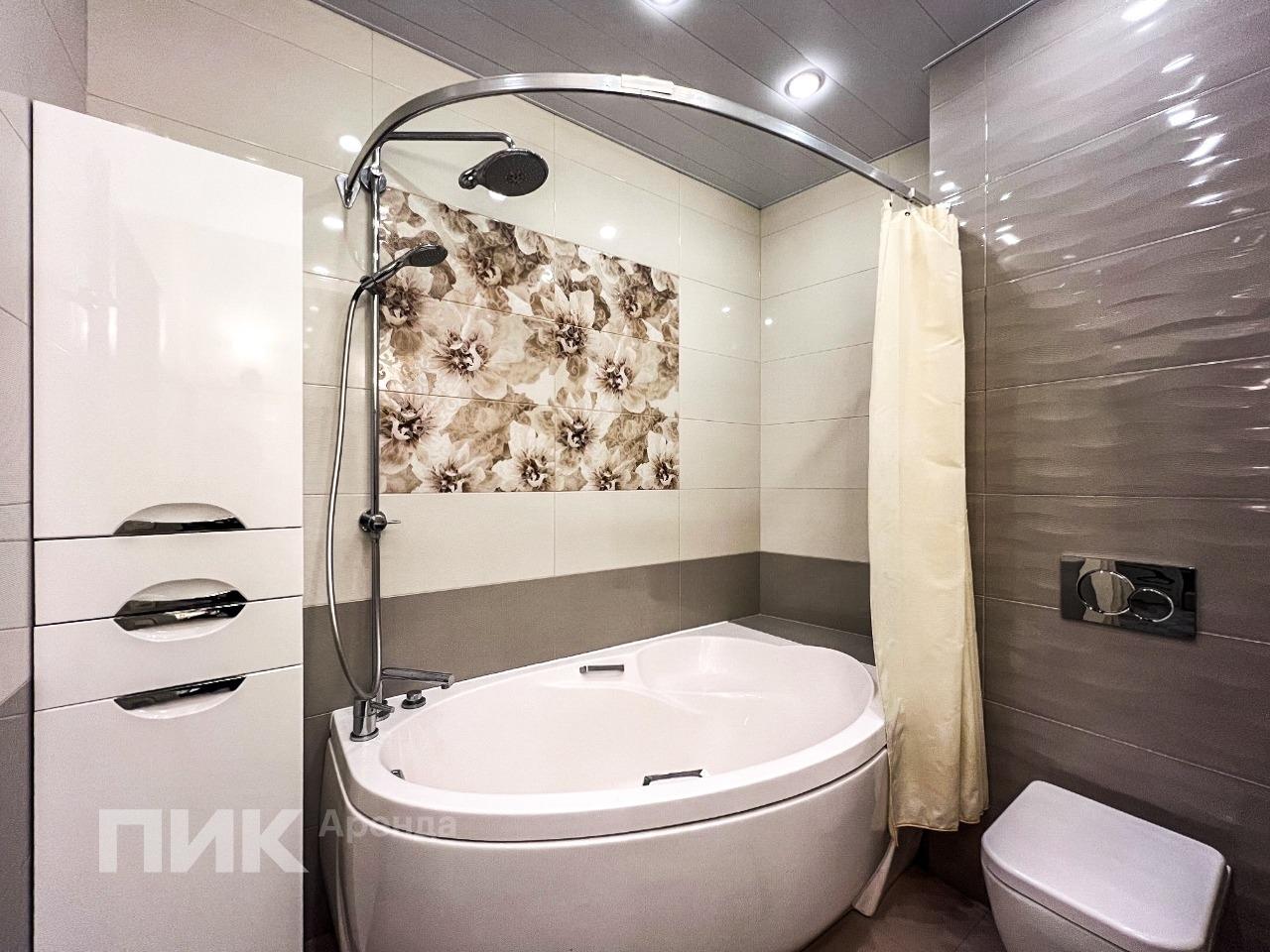 3-к. квартира, 80 м², 146 100 ₽/мес — фото № 16