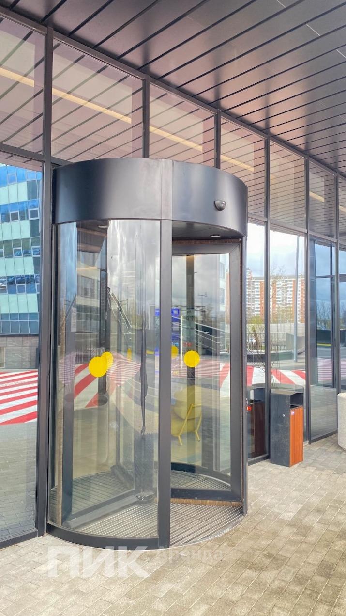 1-к. квартира, 64.7 м², 98 300 ₽/мес — фото № 16