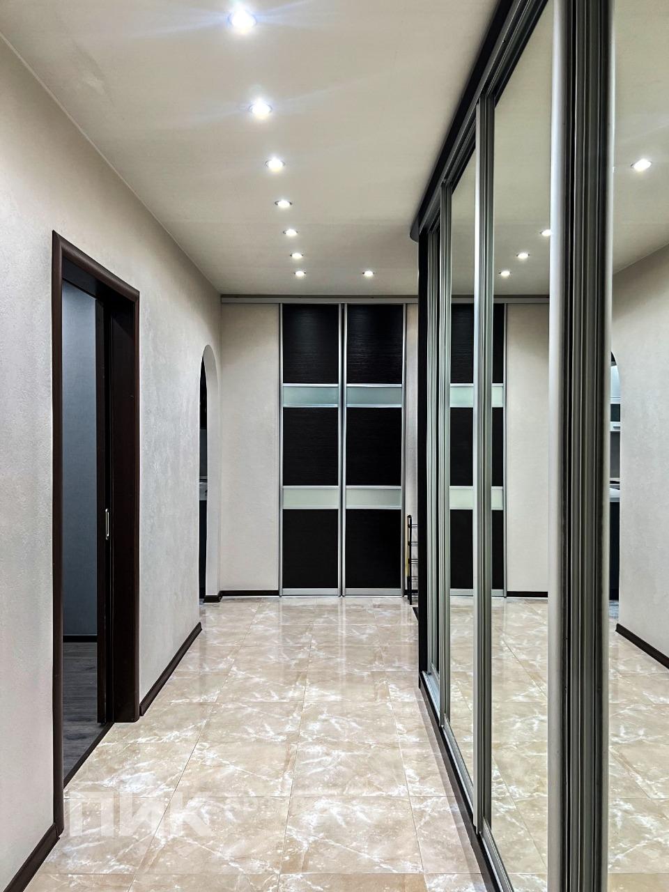 2-к. квартира, 70.4 м², 105 000 ₽/мес — фото № 14
